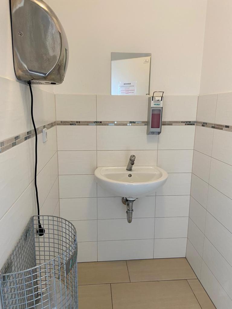 Ferienwohnung Gastem Ug Berlin Exterior foto